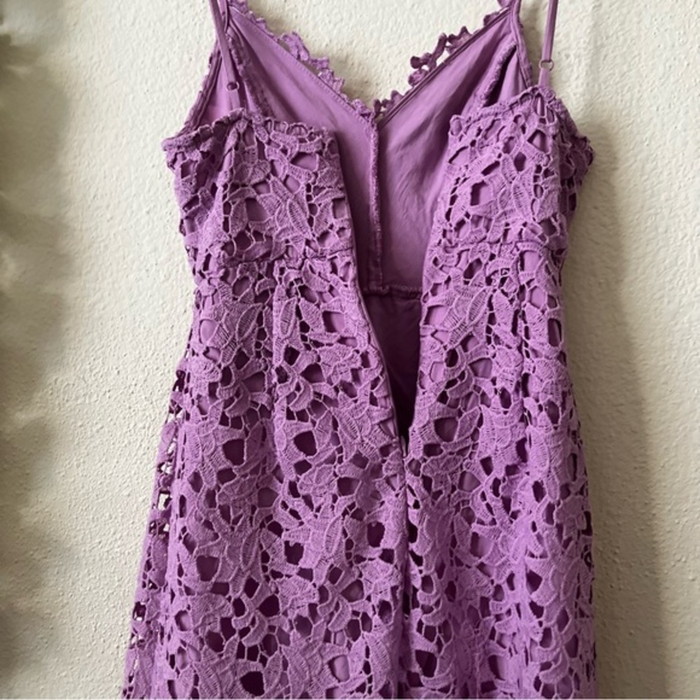 ASTR Orchid Purple Floral Lace A-Line Midi Dress - Picture 8 of 11